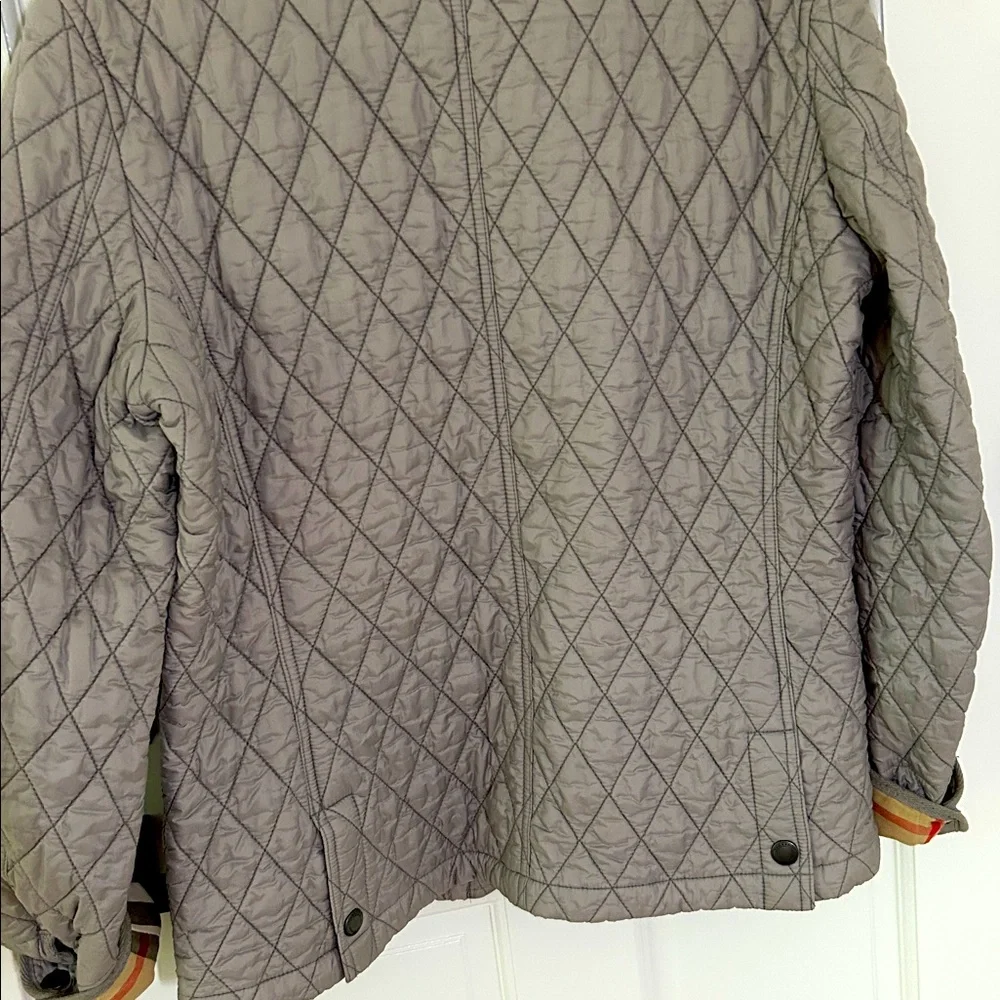 Burberry Quilted Men's Jacket in Herons (size XL) - Picture 14 of 14